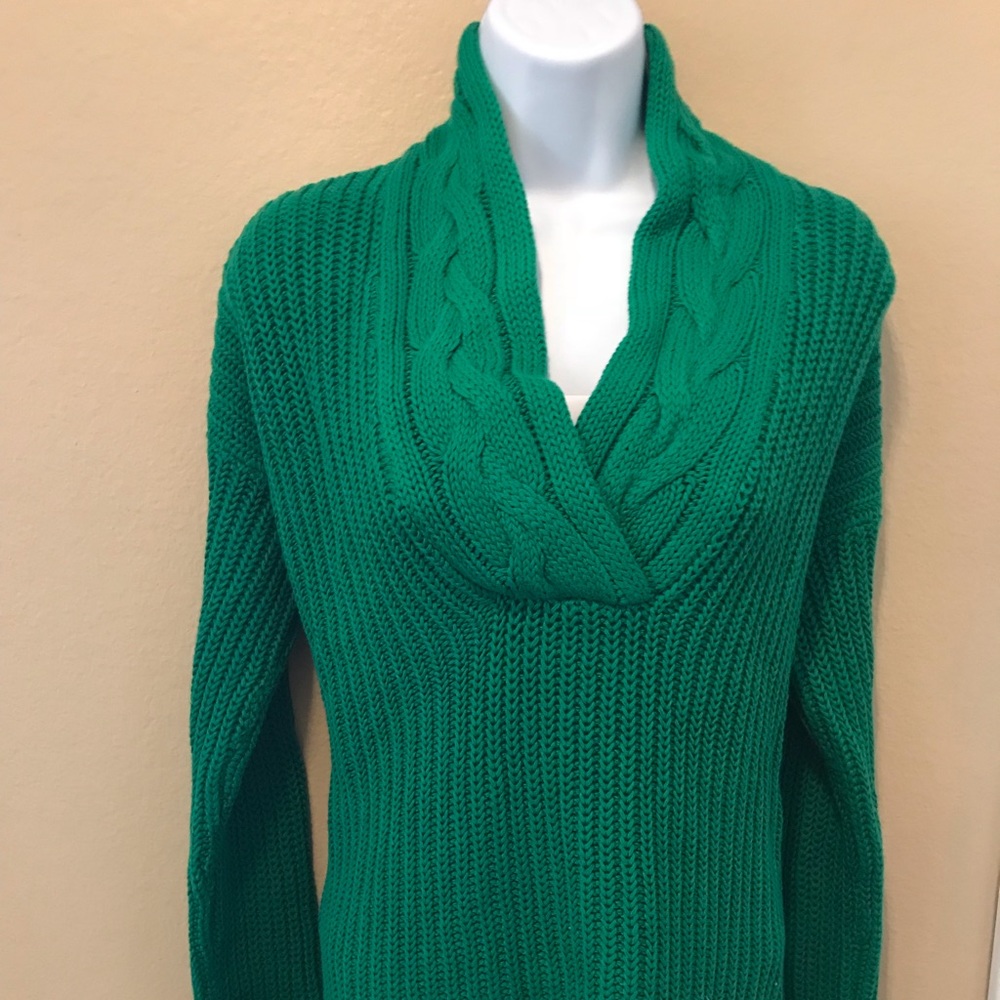 NWOT! LAUREN RALPH LAUREN- LONG SLEEVE SWEATER